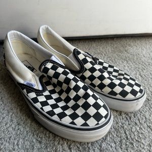 Vans classic slip on